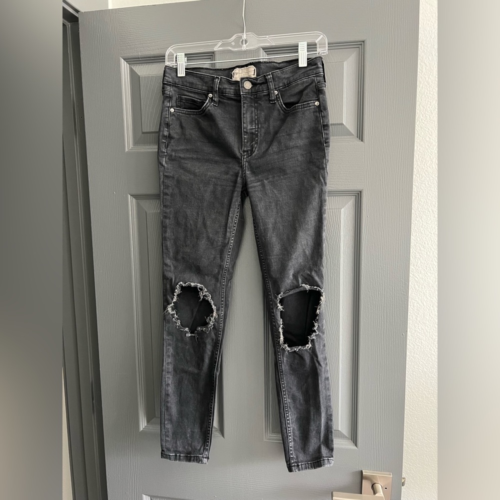 Free People Busted Knee Ankle Skinny Jeans size 27 washed black